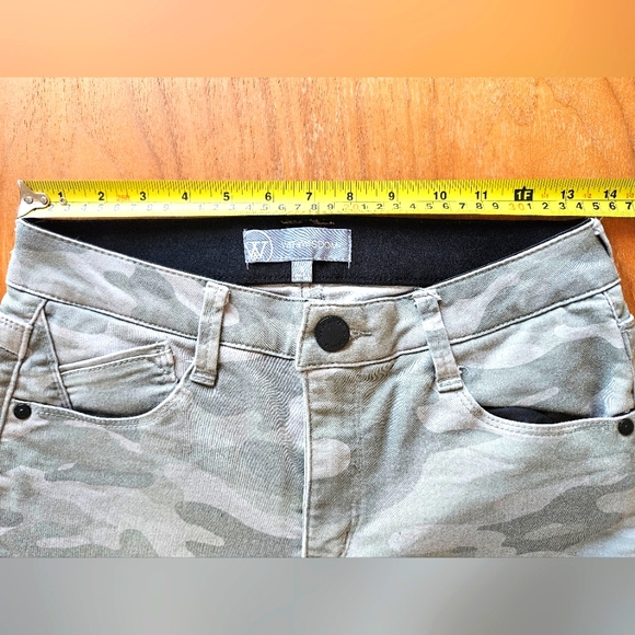 Wit & Wisdom camo 5-pocket 'Ab'Solution ankle pants, size 0, great condition! - Picture 6 of 8